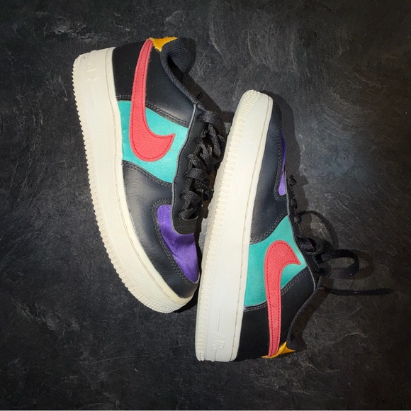 Nike Air Force 1 LV8 EMB NBA WNBA Black Teal DN4178 001 - Picture 4 of 7